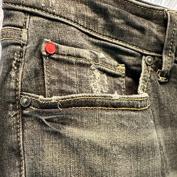 NWT Lysee distressed jeans size 2X curvy - Picture 3 of 14